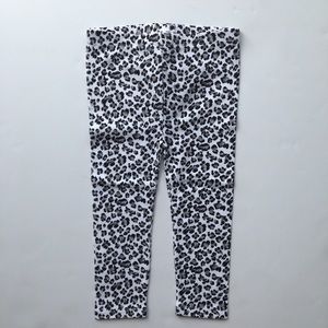 Bloomie’s Girls animal print leggings